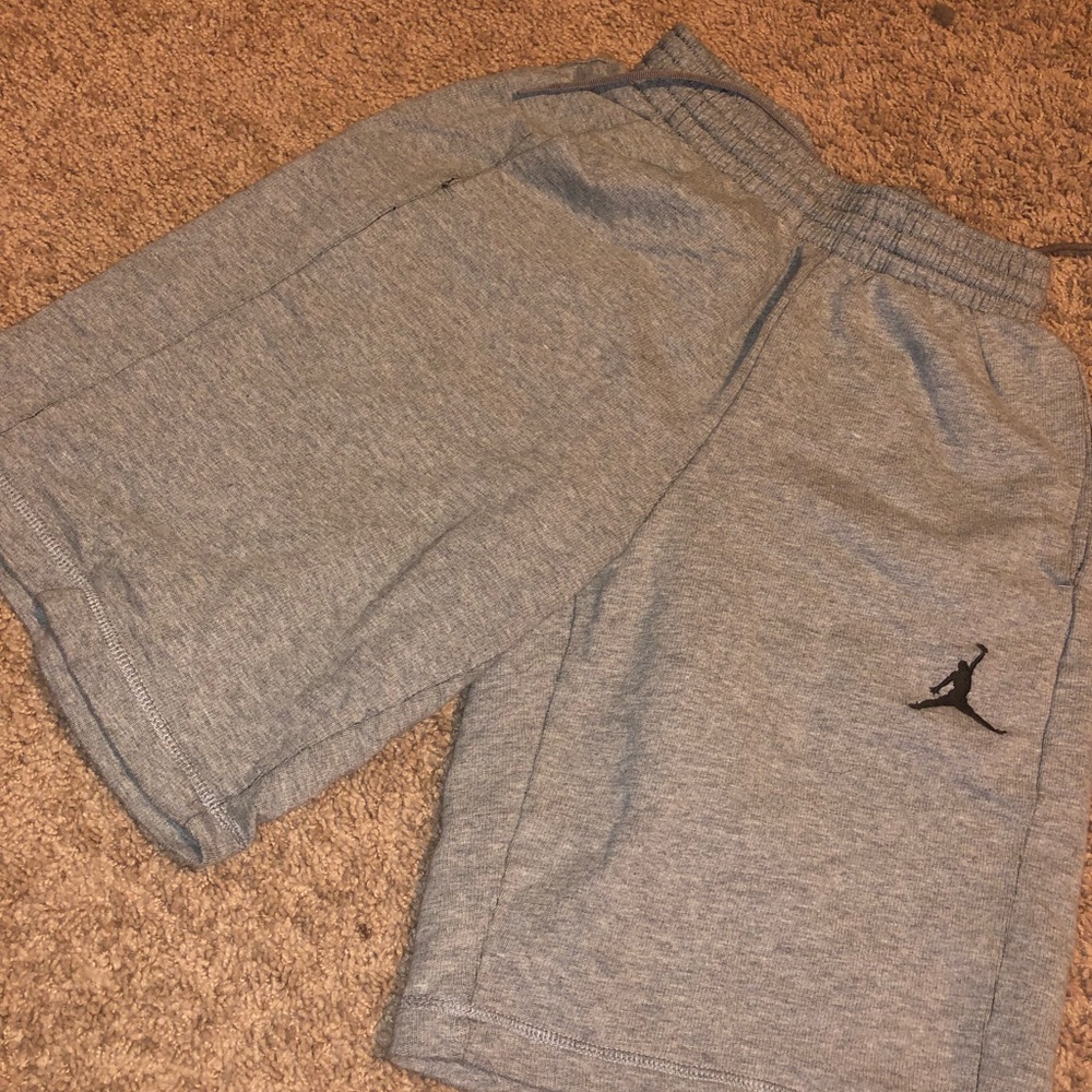 Medium Jordan (Nike) Sweat Shorts! 🏀